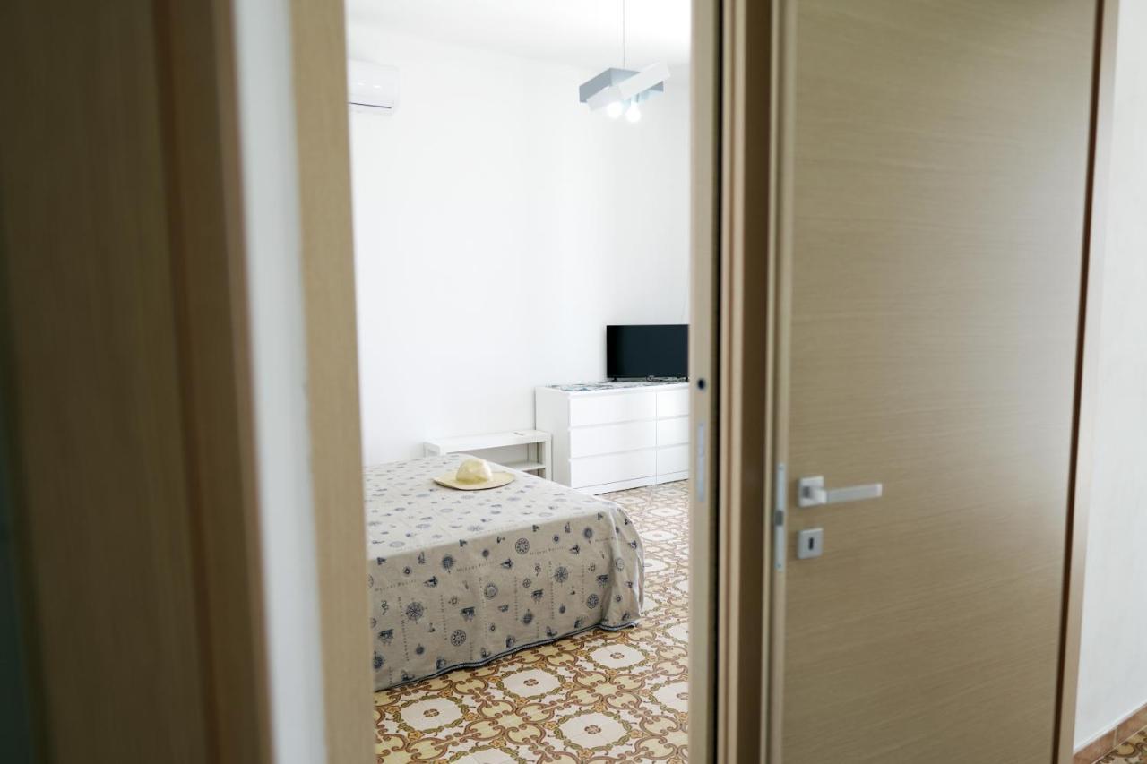 Sole Mare - Casa Vacanze Chiavarello Ликата Екстериор снимка